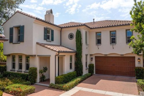 105 Coyote Brush, Irvine CA  92618-8873 exterior