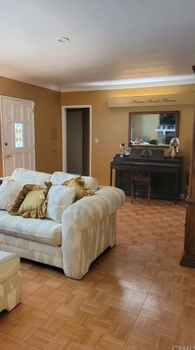 8324 California Ave, Riverside CA  92504-2802 exterior