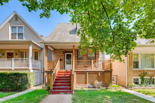 4227 Lawndale Ave, Chicago, IL 60618-2008