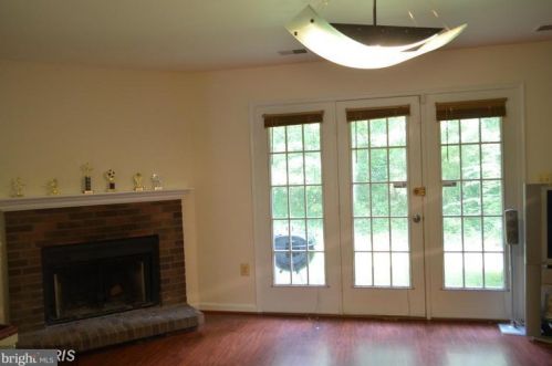 6360 Demme Pl, Springfield VA  22150-1172 exterior