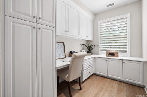 24 Constantine, Irvine CA  92620-3547 exterior