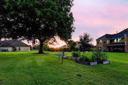 4402 Convento Dr, Richmond TX 77406-2470 exterior