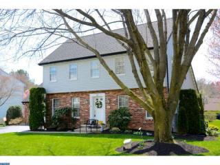 57 Hampton Dr, Reading, PA 19610-3108