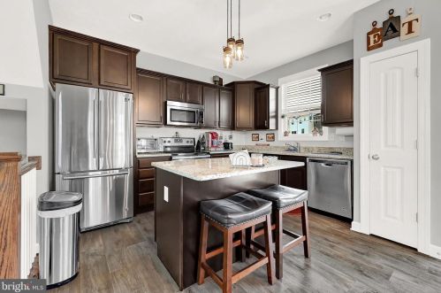 134 Overlook Dr, Hanover PA  17331-9136 exterior