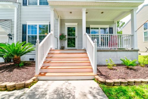 2125 Summerwood Dr, Mount Pleasant, SC 29466-9256