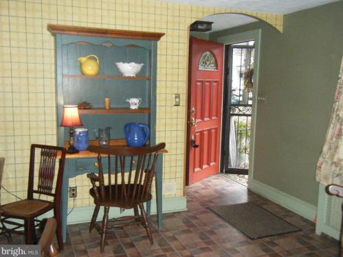 1445 Stuyvesant Ave, Trenton NJ 08618-4104 exterior