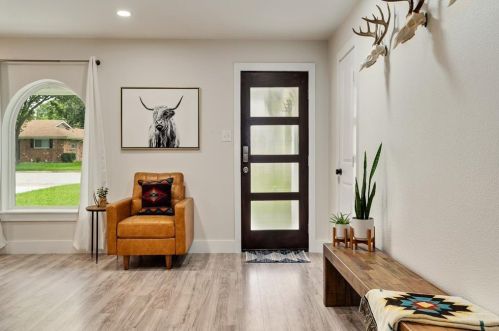 3813 Kelvin Ave, Fort Worth TX  76133-2947 exterior