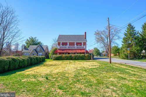 201 Nursery Ave, Purcellville, VA 20132-3204