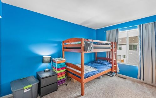 1252 Alta Vista Dr, Pingree Grove IL  60140-2057 exterior