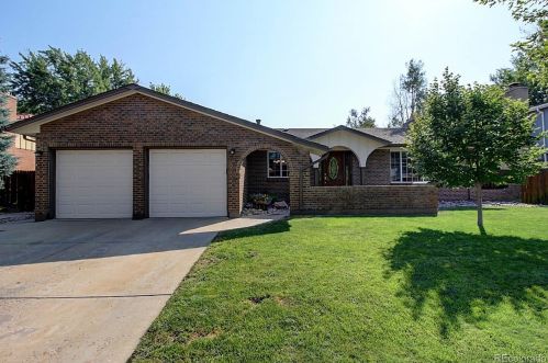 1492 Lansing St, Denver, CO 80010-3509