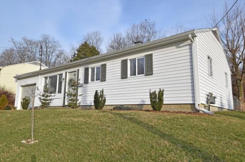 4666 Ashtree Dr, Cincinnati, OH 45223-1513