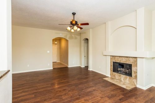 3622 Sunset Meadows Dr, Pearland, TX 77581-6779