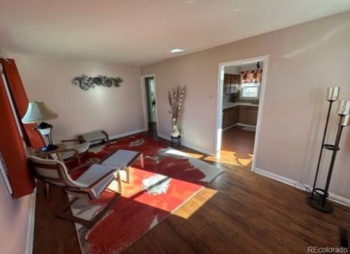 2260 Knox Ct, Denver CO  80219-5341 exterior