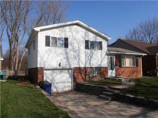 2660 Ralphwood Dr, Toledo, OH 43613-1226