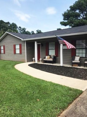 401 Crossing Ct, Holly Springs, GA 30188-4510