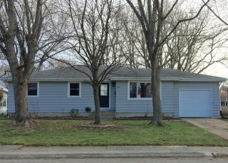520 Park Ave, Bradley, IL 60915-1946
