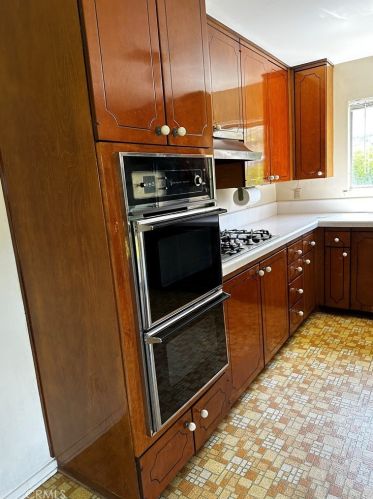 851 Hilda St, Anaheim CA  92806-4841 exterior