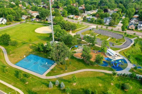 511 Wexford Dr, Lemont IL  60439-6158 exterior