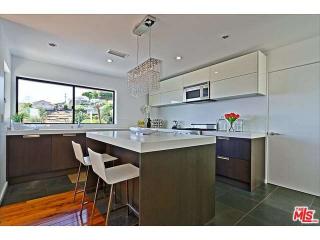 1653 Sunset Plaza Dr, Los Angeles CA  90069-1347 exterior