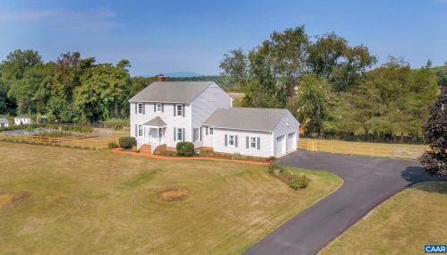 2706 Dunromin Rd, Charlottesville, VA 22901-8857