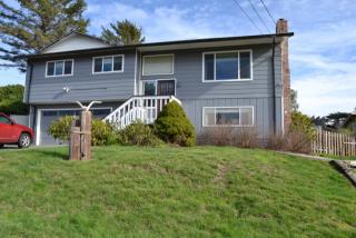 1563 Salmon Ave, Mckinleyville, CA 95519-4337