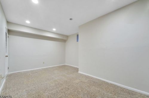 157 Marion Dr, Town Center NJ  07052-3312 exterior