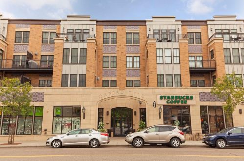 1060 Grand Ave, Saint Paul MN  55105-3835 exterior