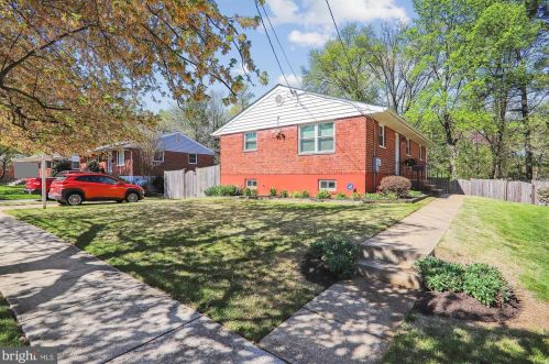 10712 Tenbrook Dr, Silver Spring, MD 20901-1032