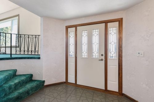 925 Arbogast St, Saint Paul MN  55126-3825 exterior