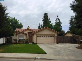 2347 Harold Ct, Visalia, CA 93291-3101