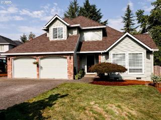 4420 Kahneeta Dr, Portland, OR 97229-3034