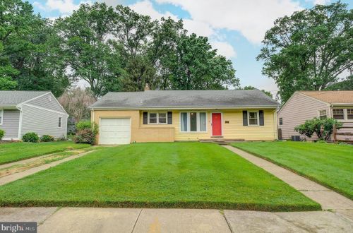 522 Sutherland Rd, Trenton, NJ 08618-2104