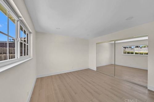 5771 Heil Ave, Huntington Beach CA  92649-3771 exterior