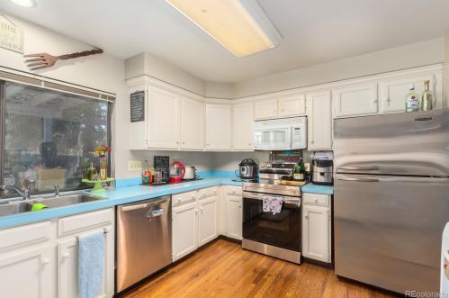 7556 Rosemary Cir, Englewood CO 80112-6421 exterior