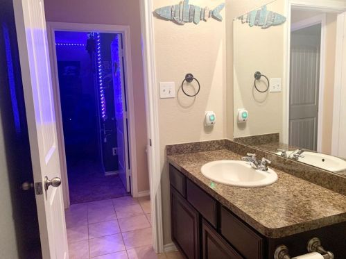 2513 Clarks Mill Ln, Fort Worth TX  76123-2621 exterior