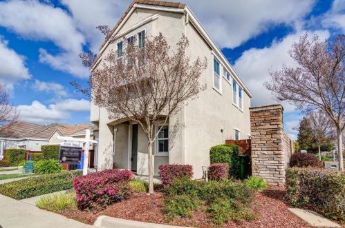 8913 Brecon Way, Elk Grove, CA 95624-5202
