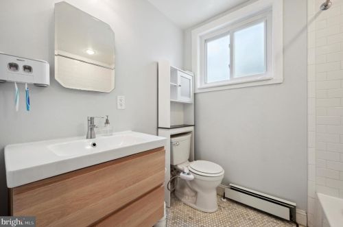 1013 Greenwich St, Philadelphia PA  19147-6320 exterior
