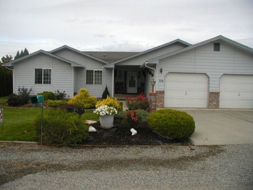 719 Kenwood St, Disautel, WA 98841-9380