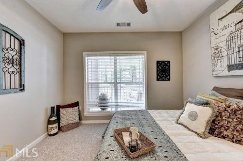 4333 Dunwoody Park, Atlanta GA  30338-5795 exterior