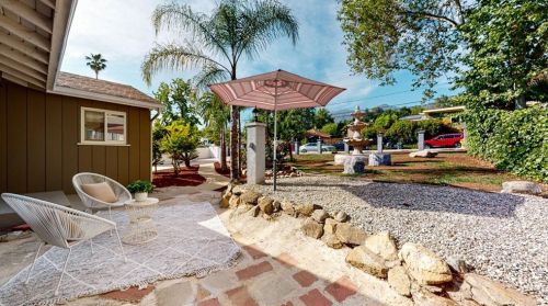 260 Palm St, Altadena, CA 91001-4826