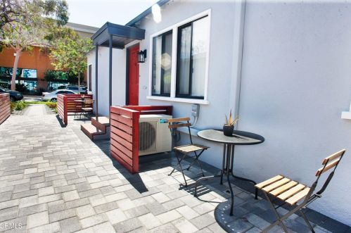 221 Isabel St, Glendale CA  91207-1722 exterior