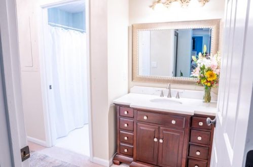 505 Bainbridge Dr, Atlanta GA  30327-4273 exterior