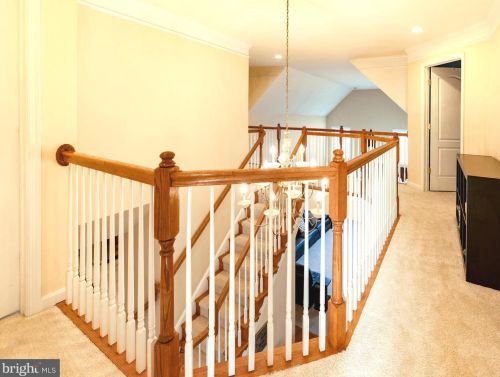 7125 Ayers Mdw Ln, Springfield VA  22150-4915 exterior