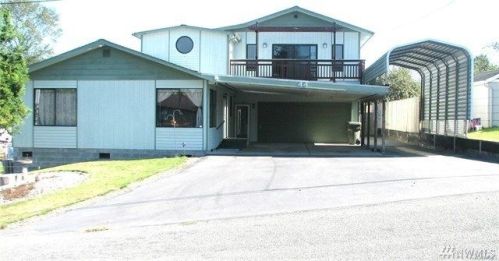 44 Burdick Pl, Longview, WA 98632-5617