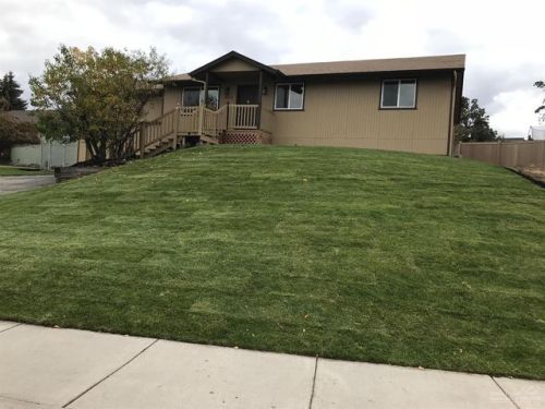 3462 Salmon Ave, Eagle Crest OR  97756-7882 exterior