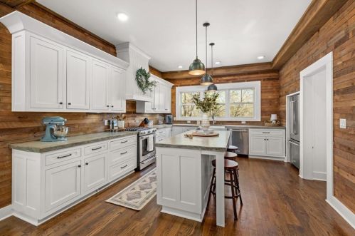 2445 Lyle Field Rd, Jefferson GA  30549-1943 exterior