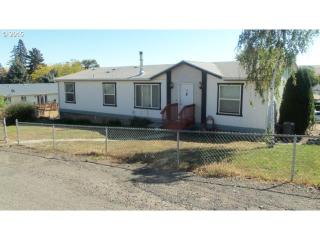 325 6th St, Friend, OR 97021-3149