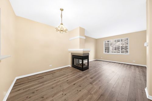 1733 Avalon Ct, Glendale Heights IL  60139-1895 exterior