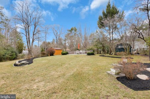 85 Overbrook Dr, Princeton NJ  exterior