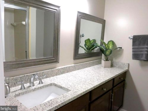 9305 Janphil Ln, Springfield VA  22153-3911 exterior